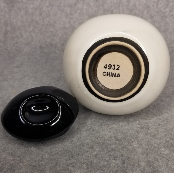 Sango Nova Black 4932 Stoneware Lidded Sugar Bowl - Picture 7 of 9